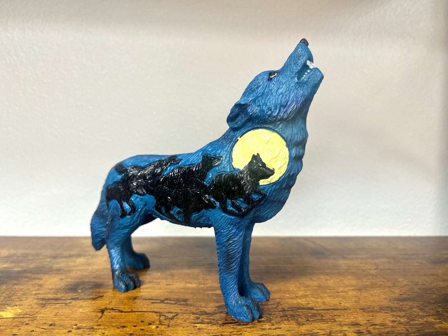 Wolf Figures