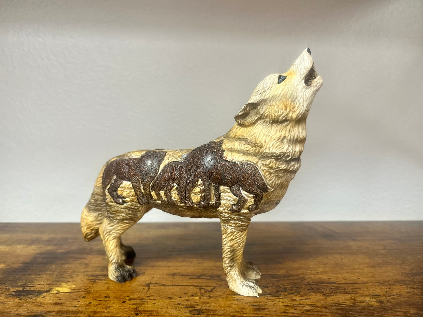 Wolf Figures